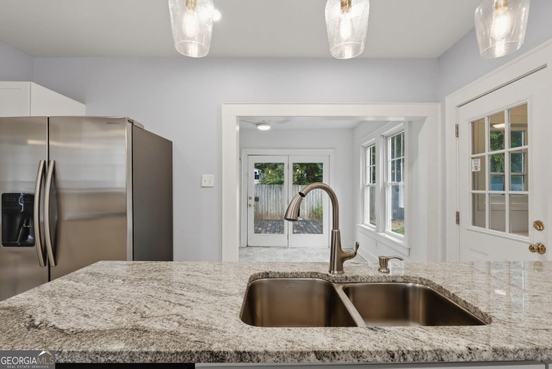Photo 8 of 2666 Arbor Avenue SE