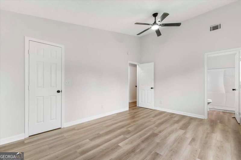 Photo 45 of 6653 Eastbriar Drive