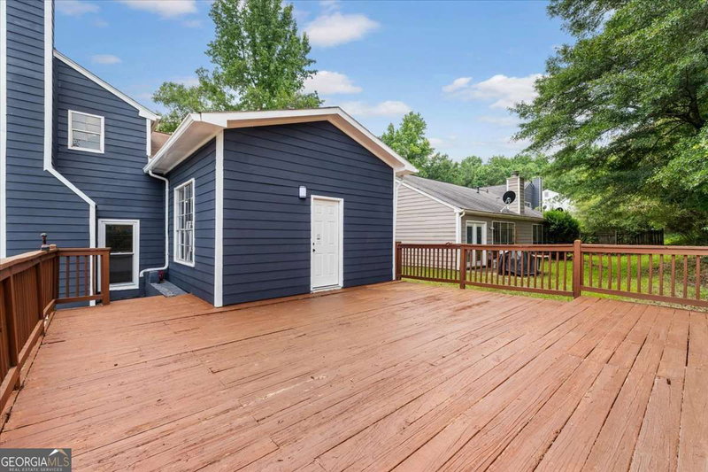 Photo 51 of 6653 Eastbriar Drive