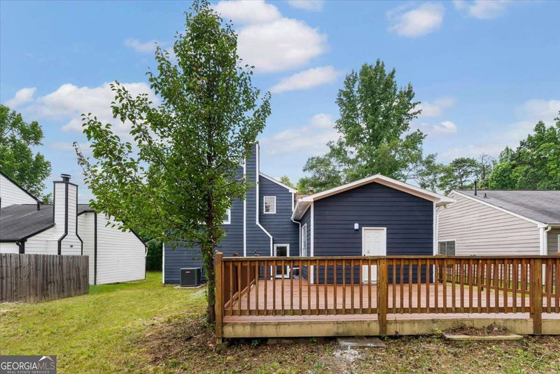 Photo 54 of 6653 Eastbriar Drive