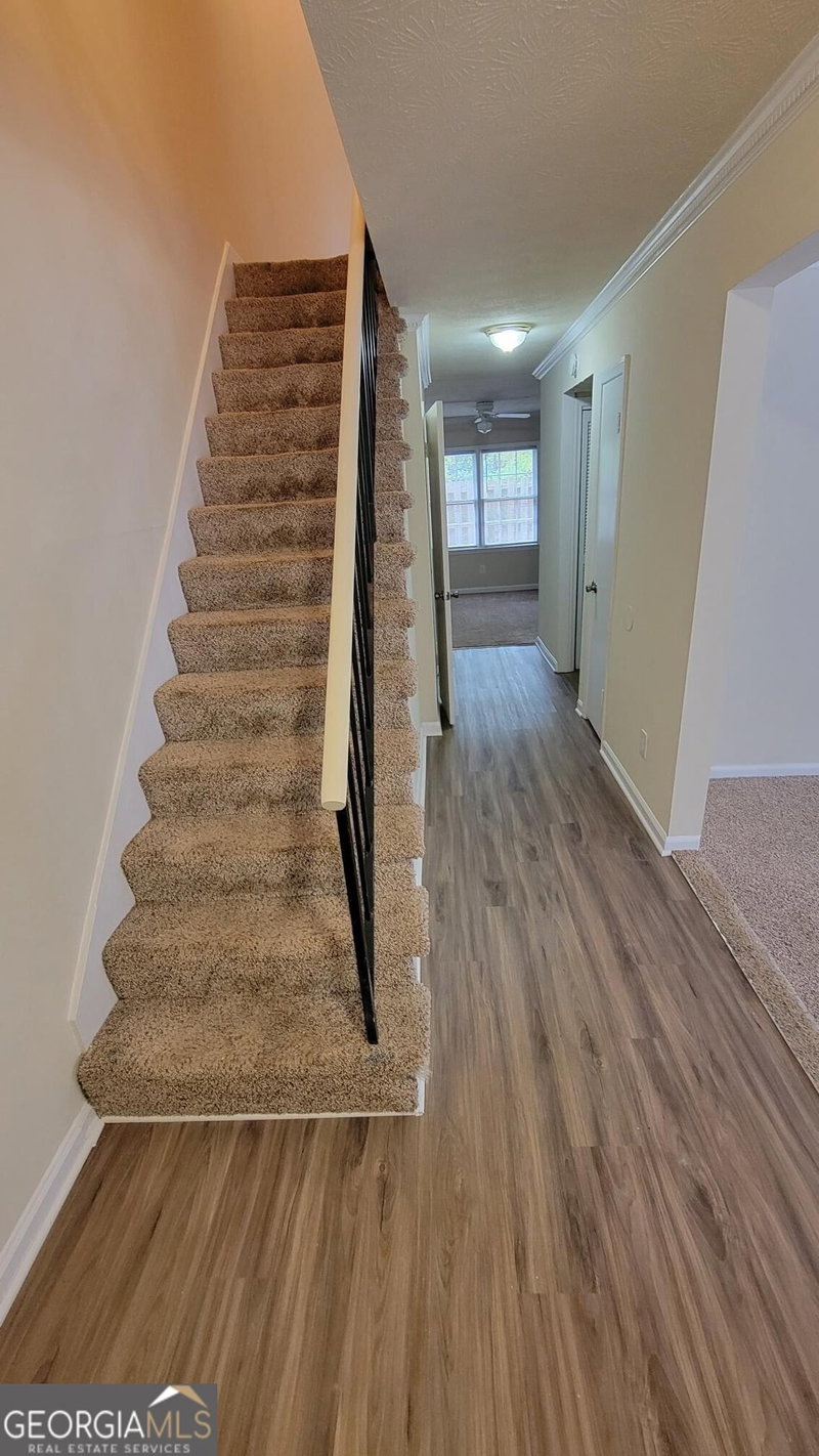 Photo 2 of 2462 Lehaven Drive