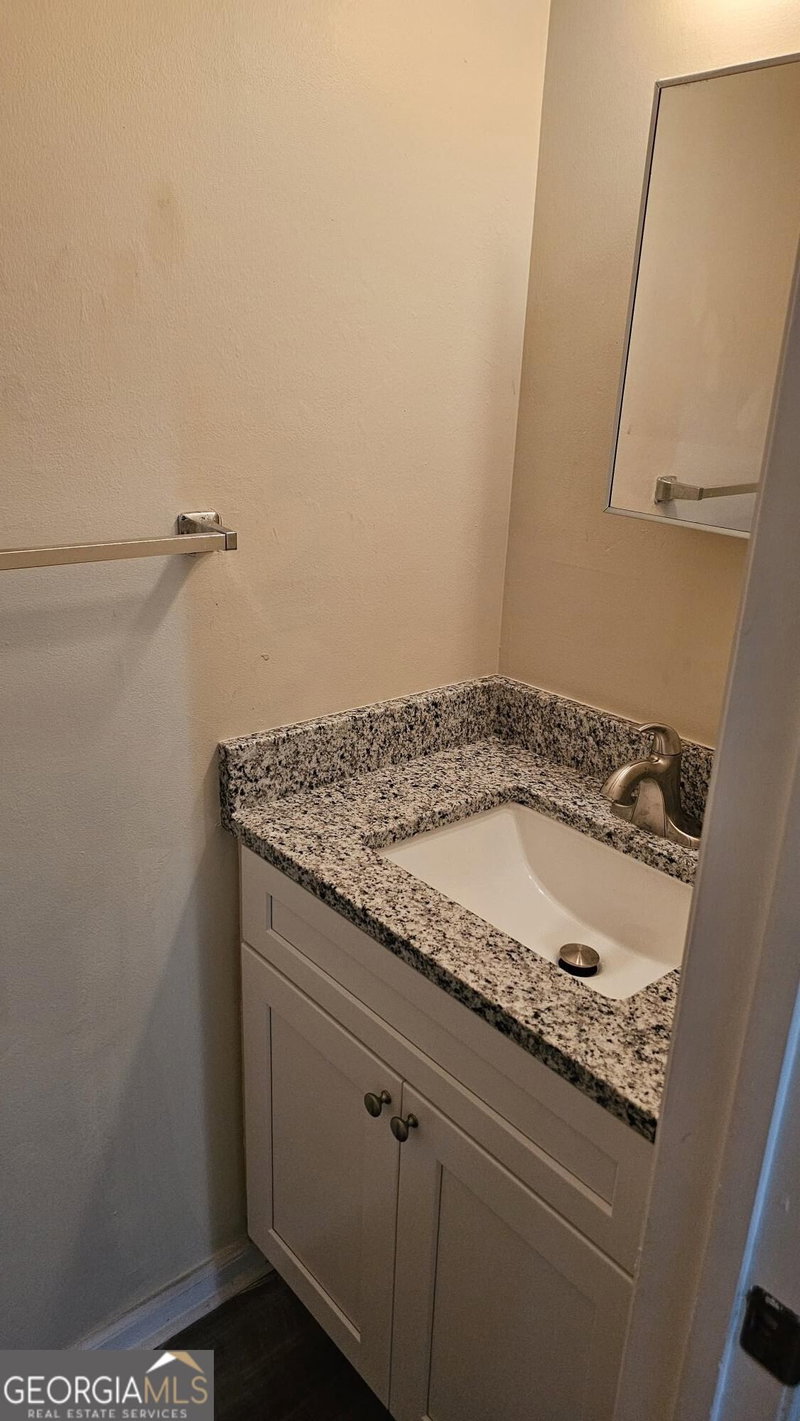 Photo 4 of 2462 Lehaven Drive