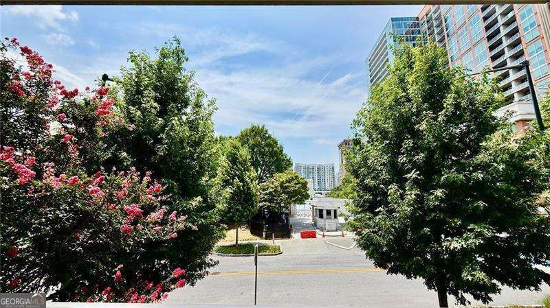 Photo 25 of 1075 Peachtree Walk NE #A206