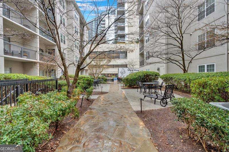 Photo 4 of 1075 Peachtree Walk NE #A206