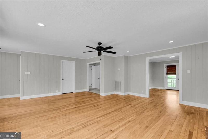 Photo 18 of 142 Ola Street