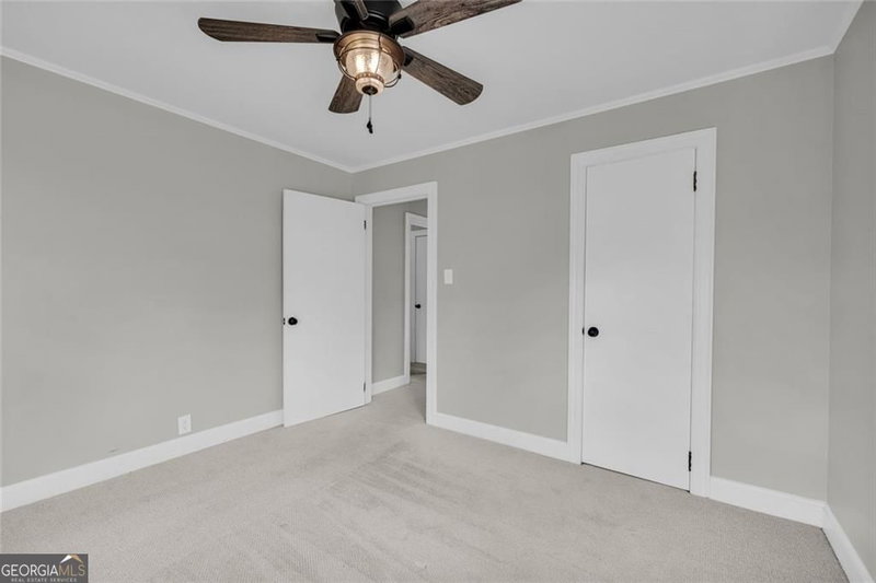 Photo 32 of 142 Ola Street
