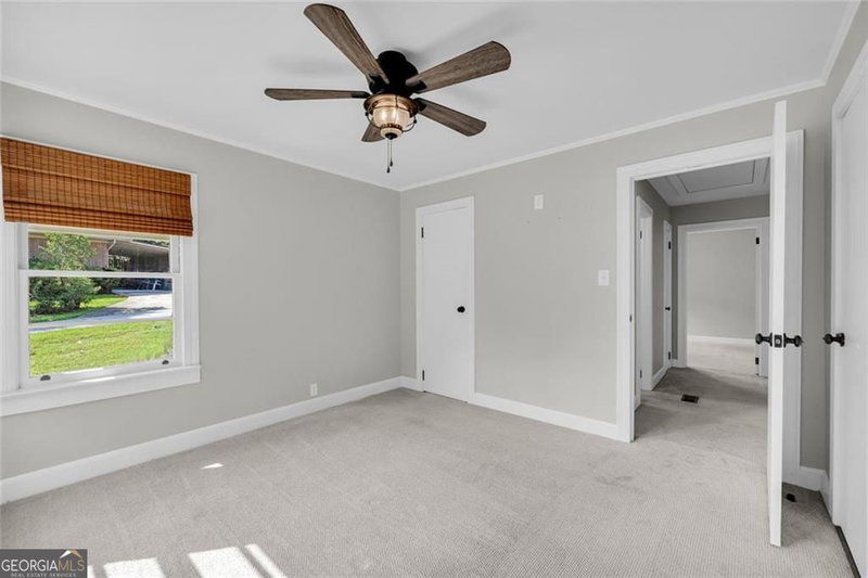 Photo 36 of 142 Ola Street