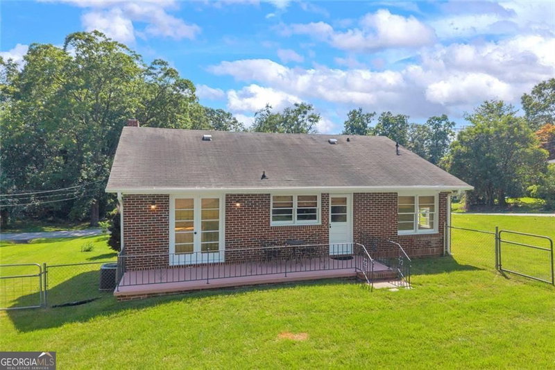Photo 6 of 142 Ola Street