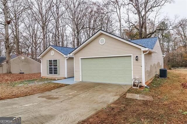 Photo 2 of 1216 Dylan Way