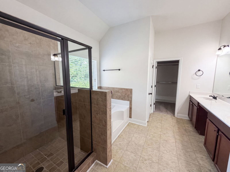 Photo 11 of 2321 Willow Shade Lane