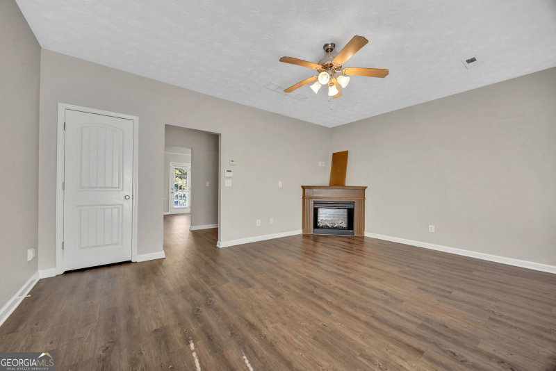 Photo 5 of 110 Colony Park Lane