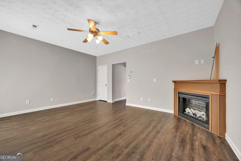 Photo 6 of 110 Colony Park Lane