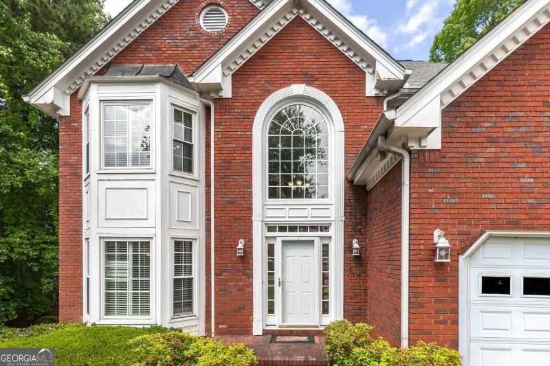 Photo 5 of 1918 De Winton Place