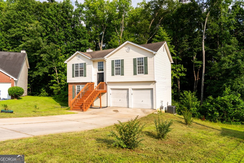 Photo 2 of 561 Sirocco Court