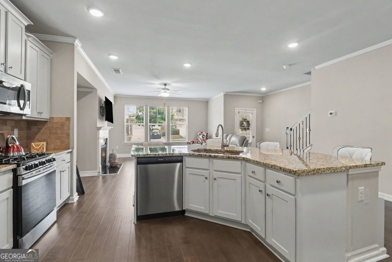 Photo 16 of 4270 Sunny Oak Lane