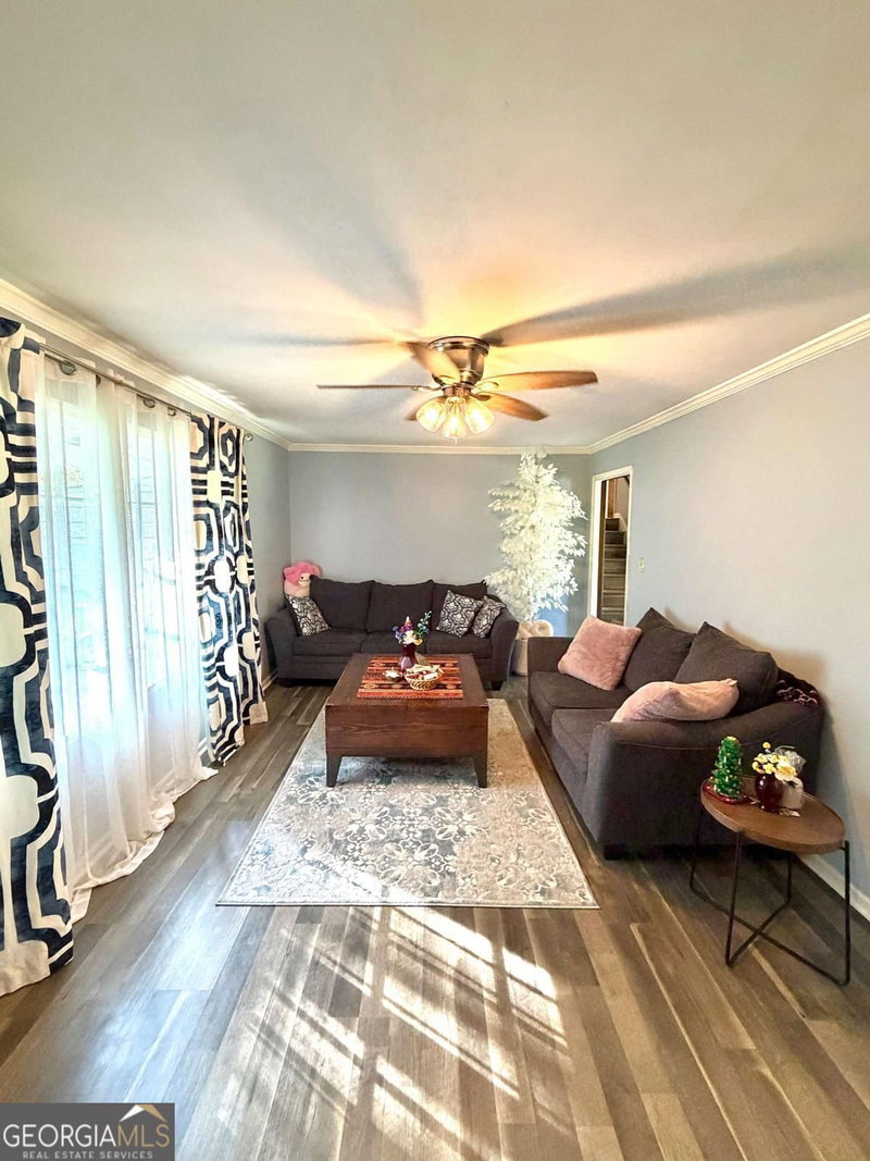 Photo 5 of 753 Brookwood Terrace SW