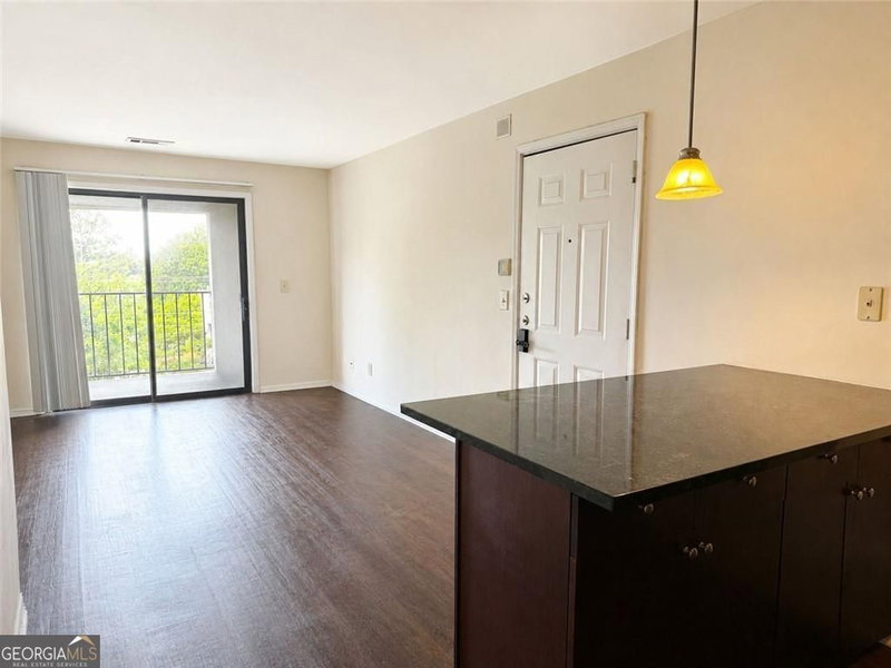 Photo 3 of 2657 Lenox Road NE #BLDG G #90