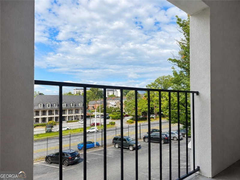 Photo 7 of 2657 Lenox Road NE #BLDG G #90