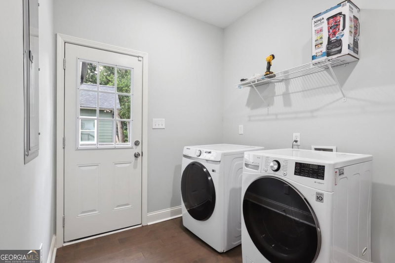 Photo 11 of 257 Birch Street