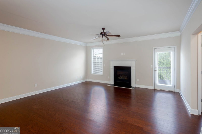 Photo 12 of 3886 High Dove Way SW