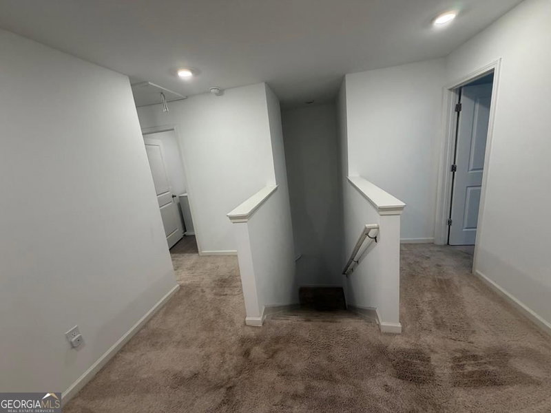 Photo 15 of 1410 Ben Park Way