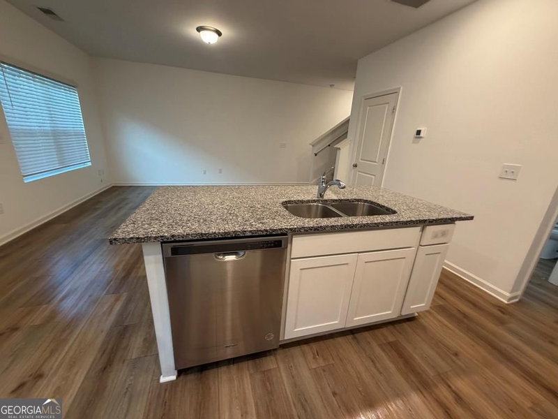 Photo 8 of 1410 Ben Park Way