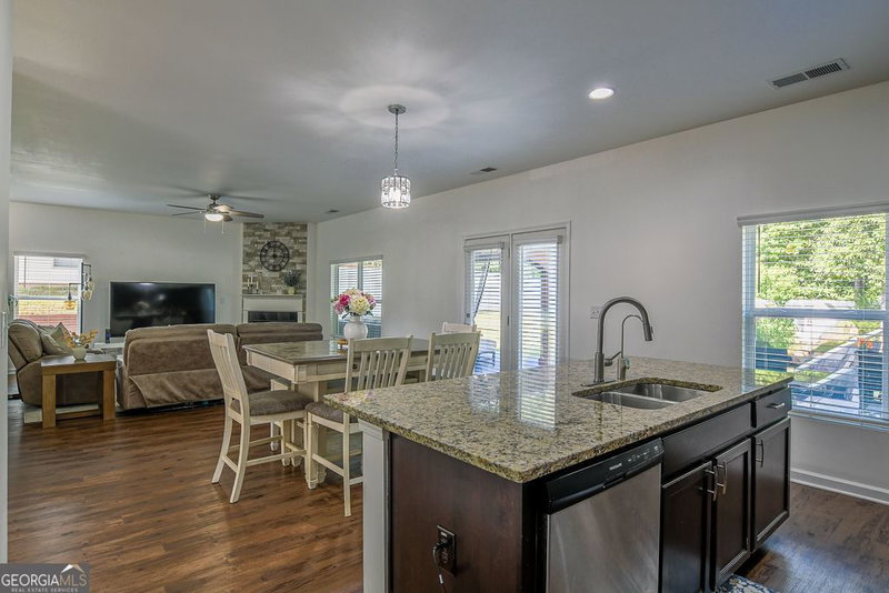 Photo 16 of 1428 Cragston Drive