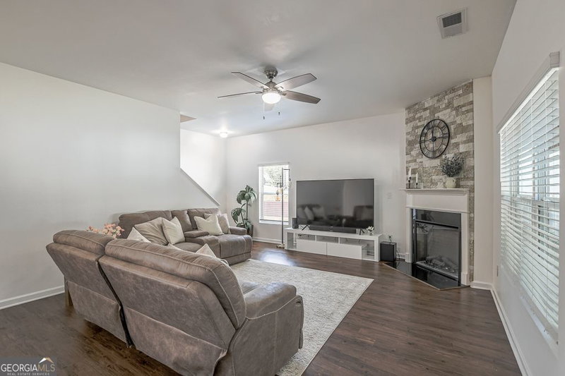Photo 20 of 1428 Cragston Drive