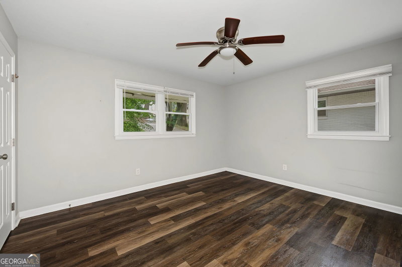 Photo 10 of 2159 Dresden Drive NE