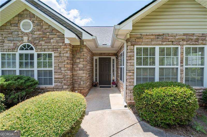 Photo 2 of 3708 Villa Springs Circle