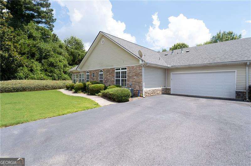 Photo 33 of 3708 Villa Springs Circle
