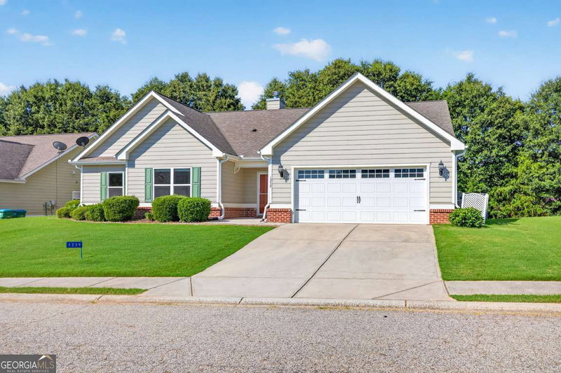 Photo 4 of 1239 Oak Springs Way
