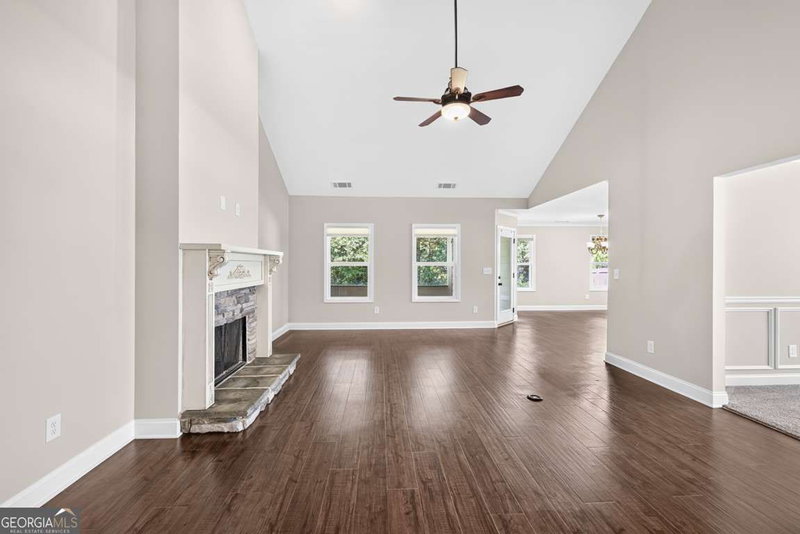 Photo 10 of 1239 Oak Springs Way