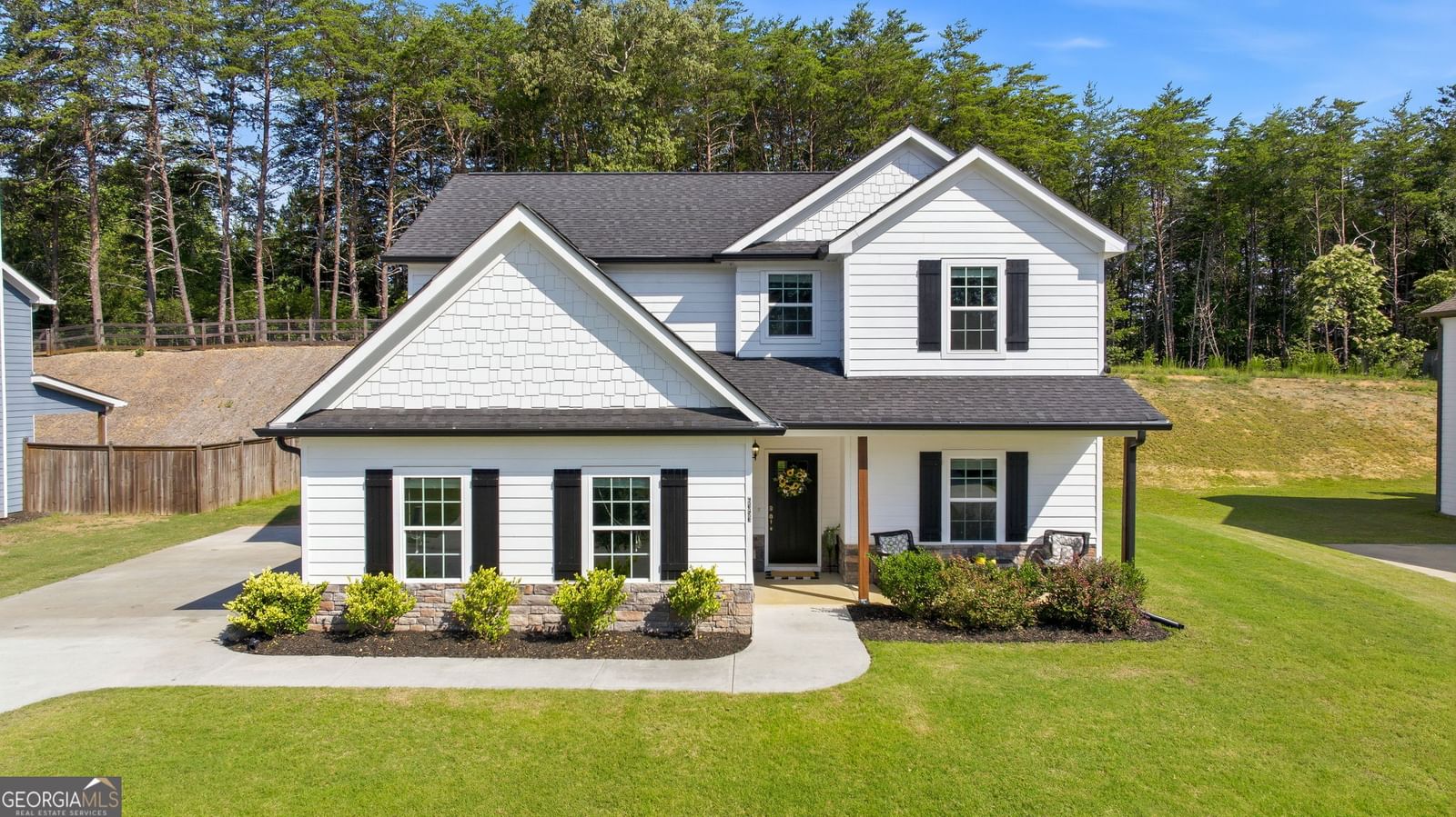 6353 Woodland Station Drive, Lula, GA 30554