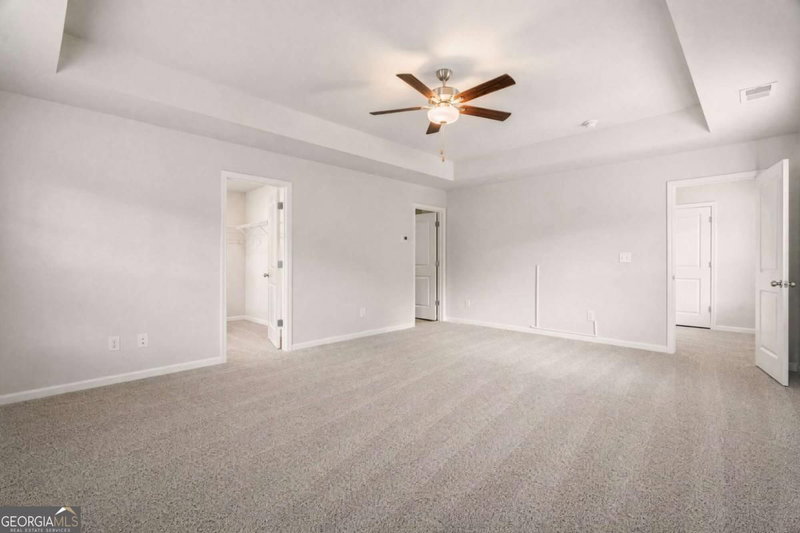 Photo 16 of 2568 Swan Lake Drive