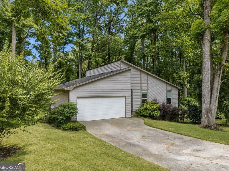 Photo 4 of 5065 Carole Place