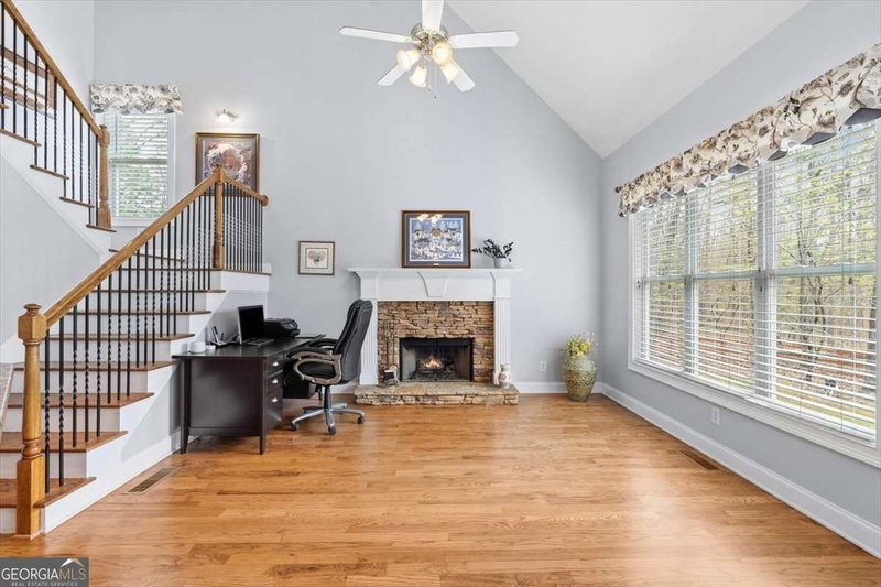 Photo 11 of 20 Blacksmith Lane NW