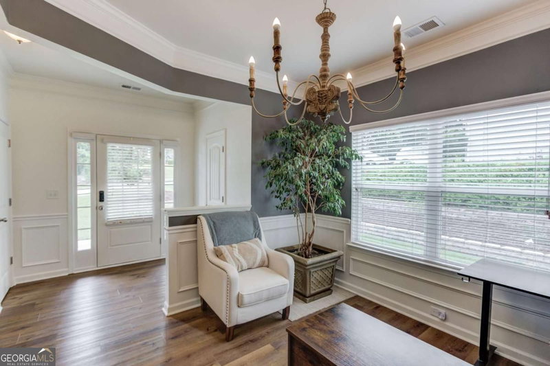 Photo 6 of 3425 Hope Road SW