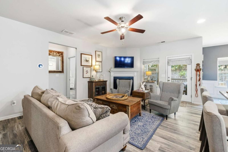 Photo 10 of 253 Jefferson Avenue