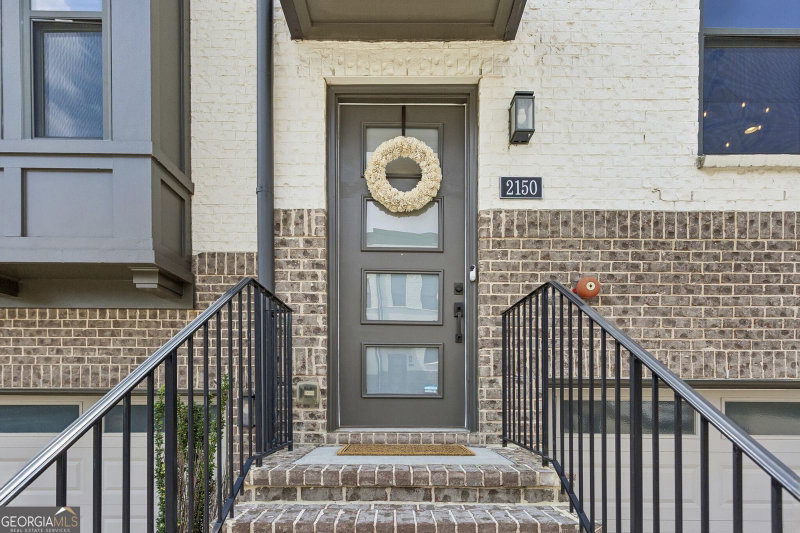 Photo 18 of 2150 Hinton Drive SE