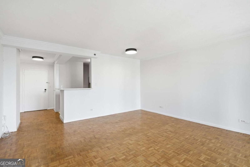 Photo 13 of 620 Peachtree Street NE #1607