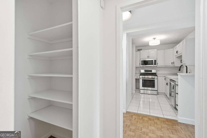 Photo 19 of 620 Peachtree Street NE #1607