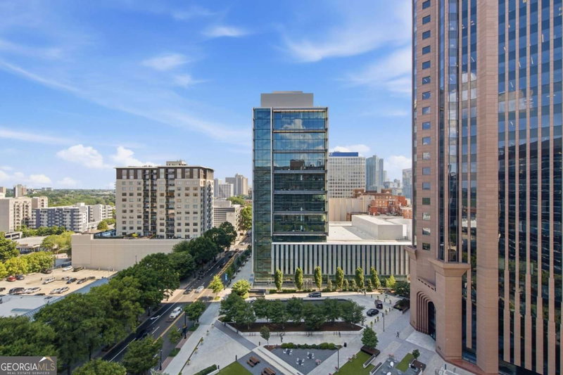 Photo 21 of 620 Peachtree Street NE #1607