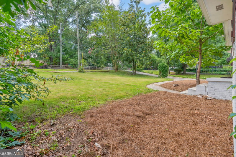 Photo 6 of 1145 Fayetteville Road SE