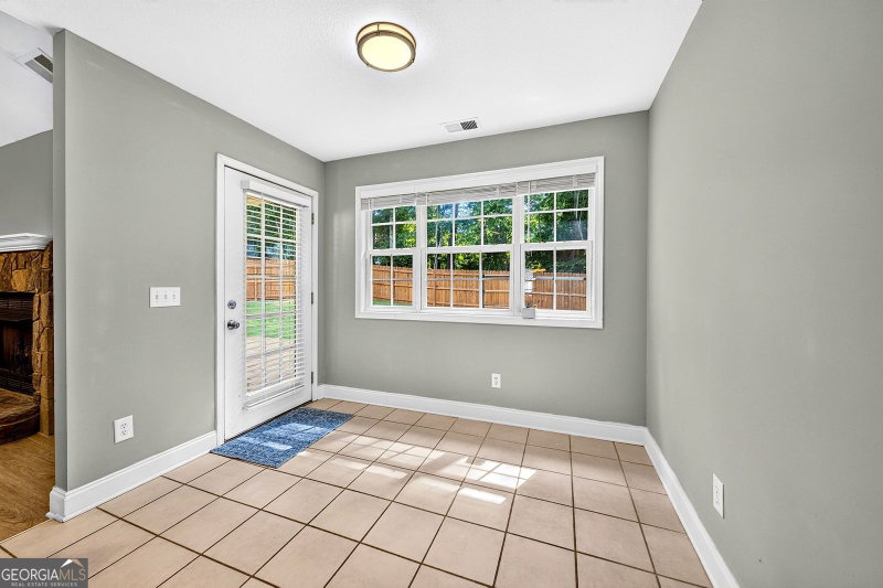 Photo 14 of 118 Rockwind Way