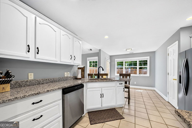 Photo 15 of 118 Rockwind Way