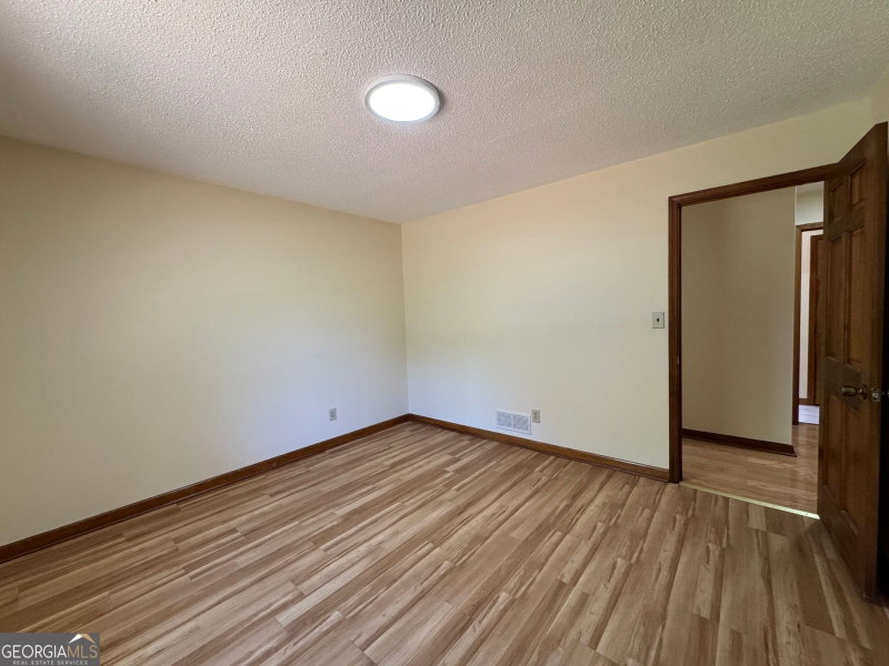 Photo 16 of 700 Ponderosa Court
