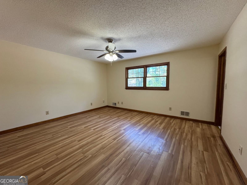 Photo 20 of 700 Ponderosa Court