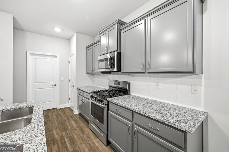 Photo 12 of 645 Skyview Drive