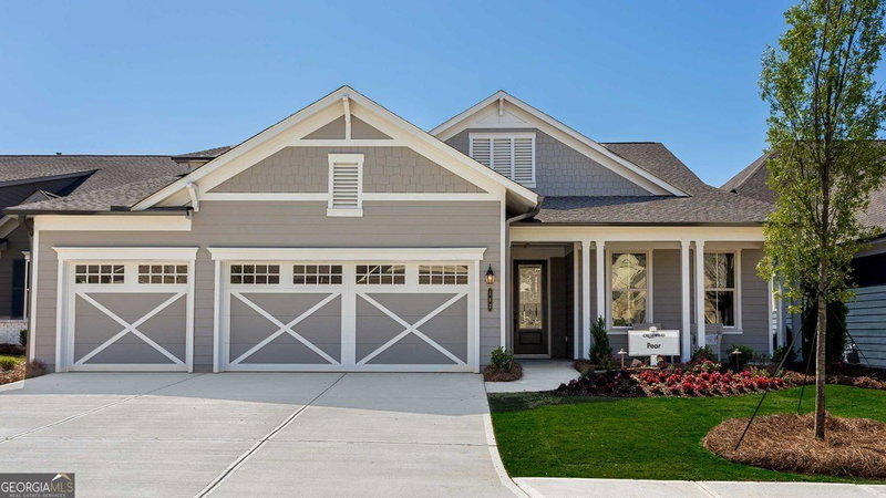 386 Geneva Way, Hoschton